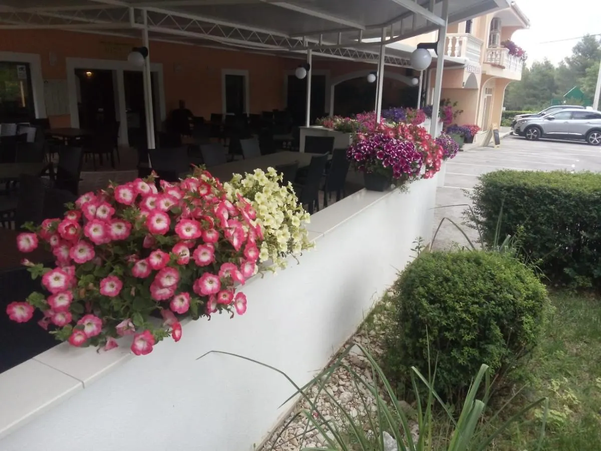 Hotel Pansion restoran Marin à Posedarje